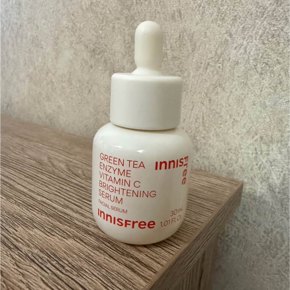 BRAND NEW InnIsFree Green Tea Enzyme Vitamin C Brightening Serum
